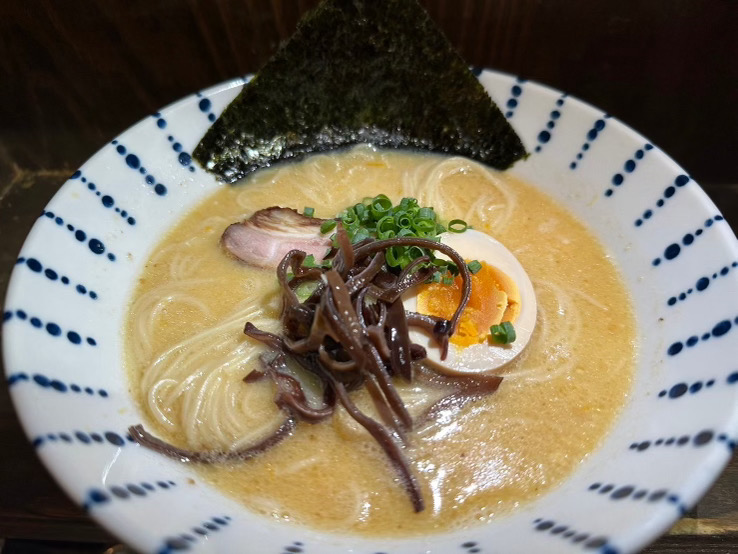 〆のラーメンでお腹を満たして